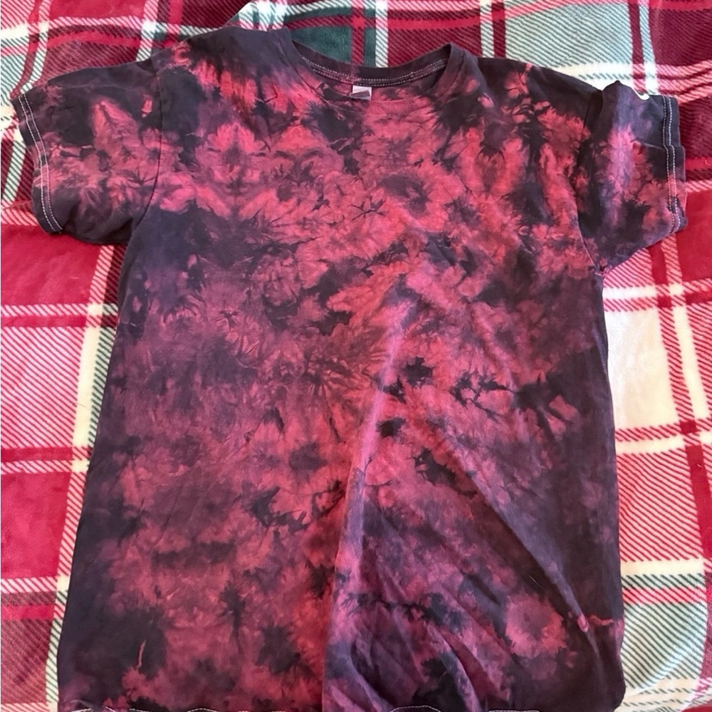 Tie-Dye Short Sleeve Tee — Red/Black